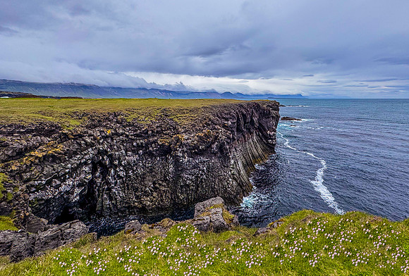 iceland_dyrholey